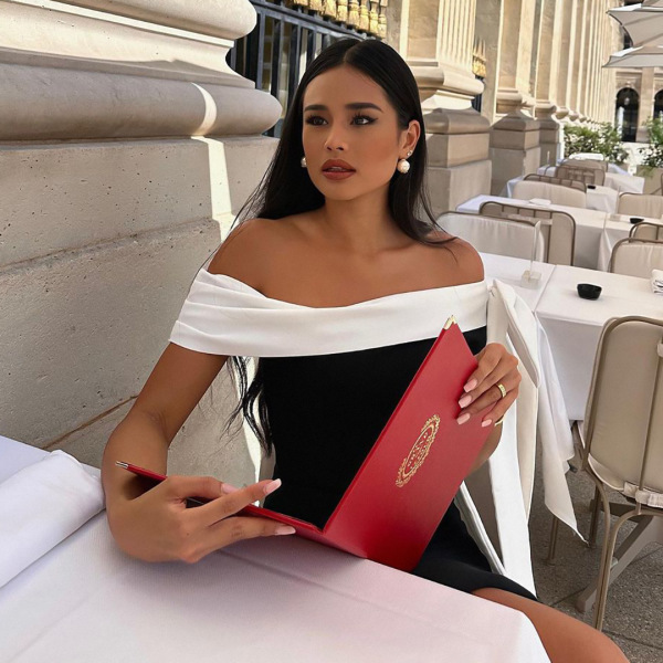 Black and white slim bow dress 46